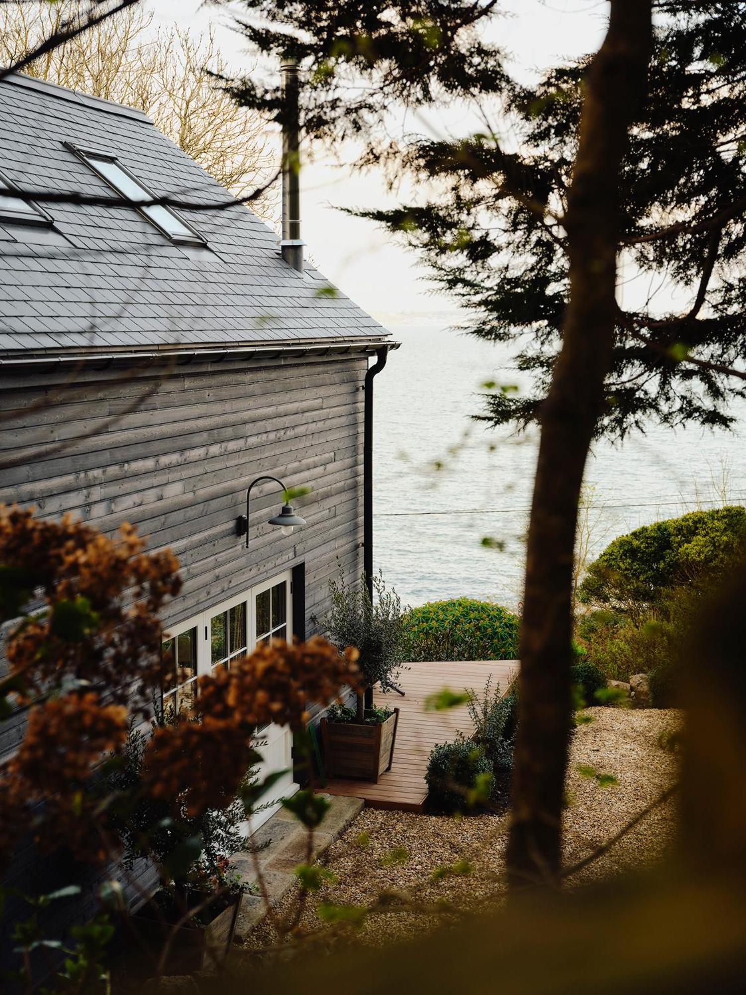 1-Bed Luxury Seafront Cabin In Heart Of Newlyn, Mousehole 外观 照片